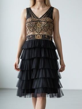 Sue Wong Black Tiered Tulle Skirt with Gold Embroidered Bodice Dress Size 6